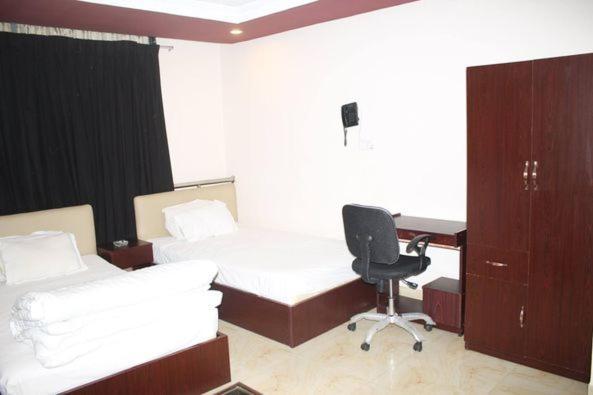 78 Firoza Inn داكا المظهر الخارجي الصورة